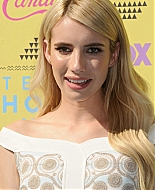 TeenChoiceAwards15_Arrivals_28429.jpg