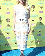 TeenChoiceAwards15_Arrivals_285529.jpg