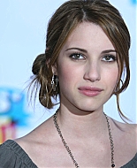19thAnnualKidsChoiceAwards_OrangeCarpet06_281829.jpg