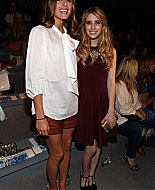 TibiSpring_MercedesFW_FrontRow_IHER_282029.jpg