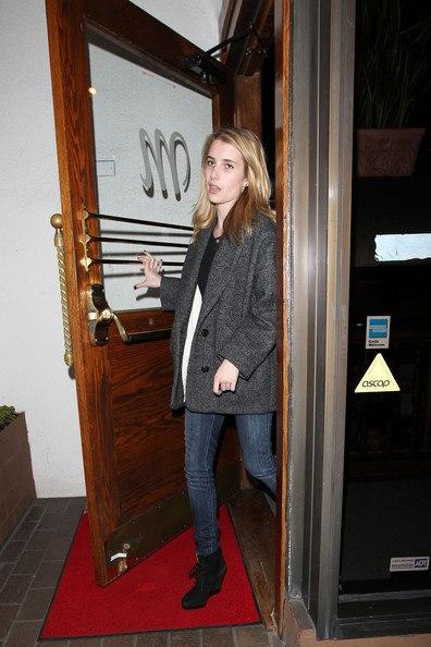 EmmaRoberts_Leaving_MadeoRestaurant_January_2011_283529.jpg
