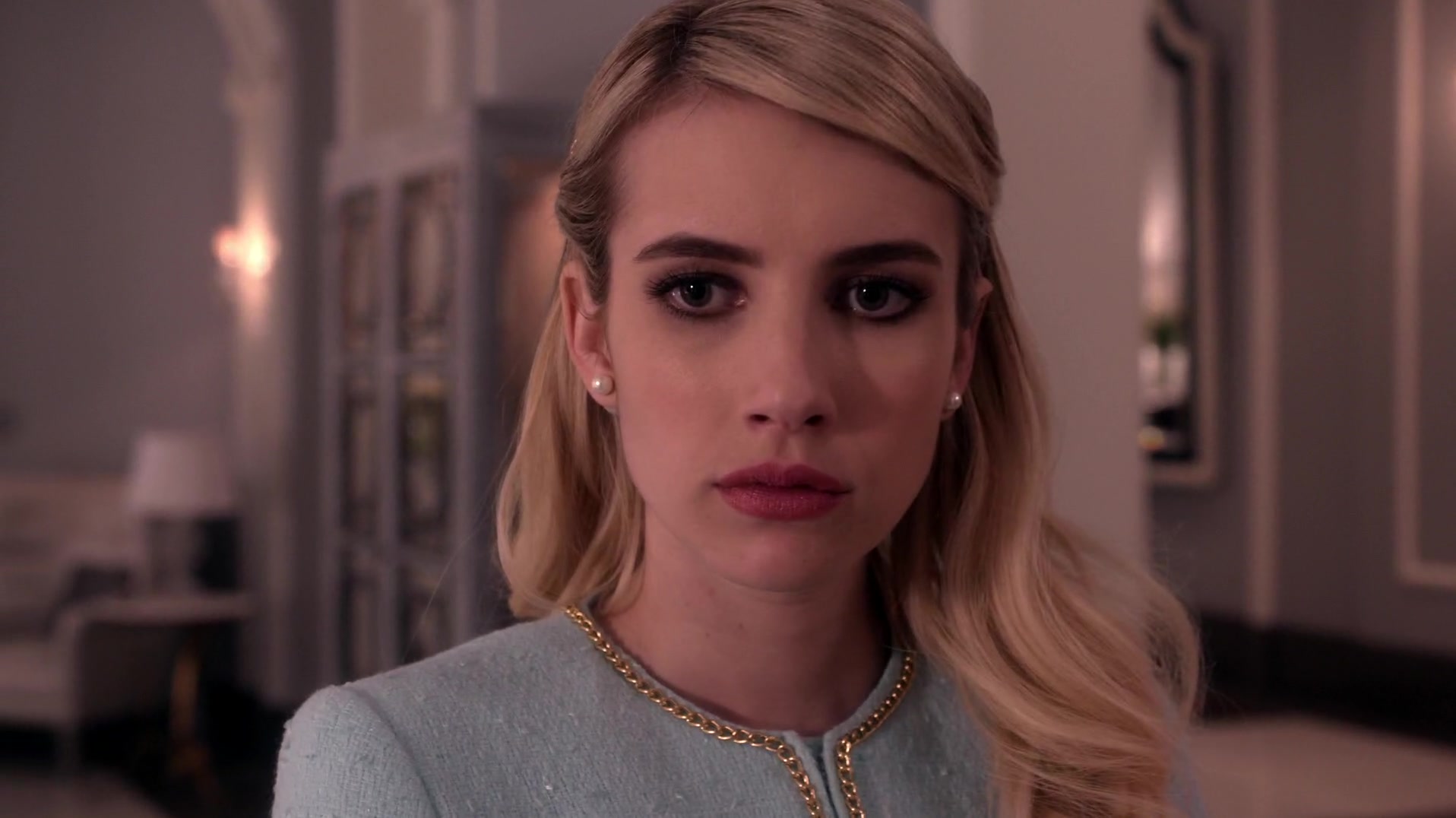 Scream_Queens_2015_S01E01E02_Pilot-Hell_Week_1080p_WEB-DL_DD5_1_H_264-NTb_00719.jpg