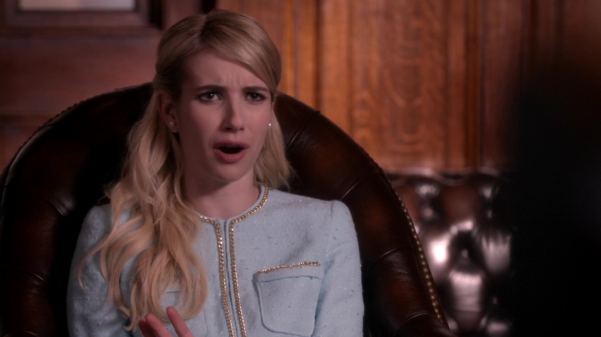 Scream_Queens_2015_S01E01E02_Pilot-Hell_Week_1080p_WEB-DL_DD5_1_H_264-NTb_00916.jpg