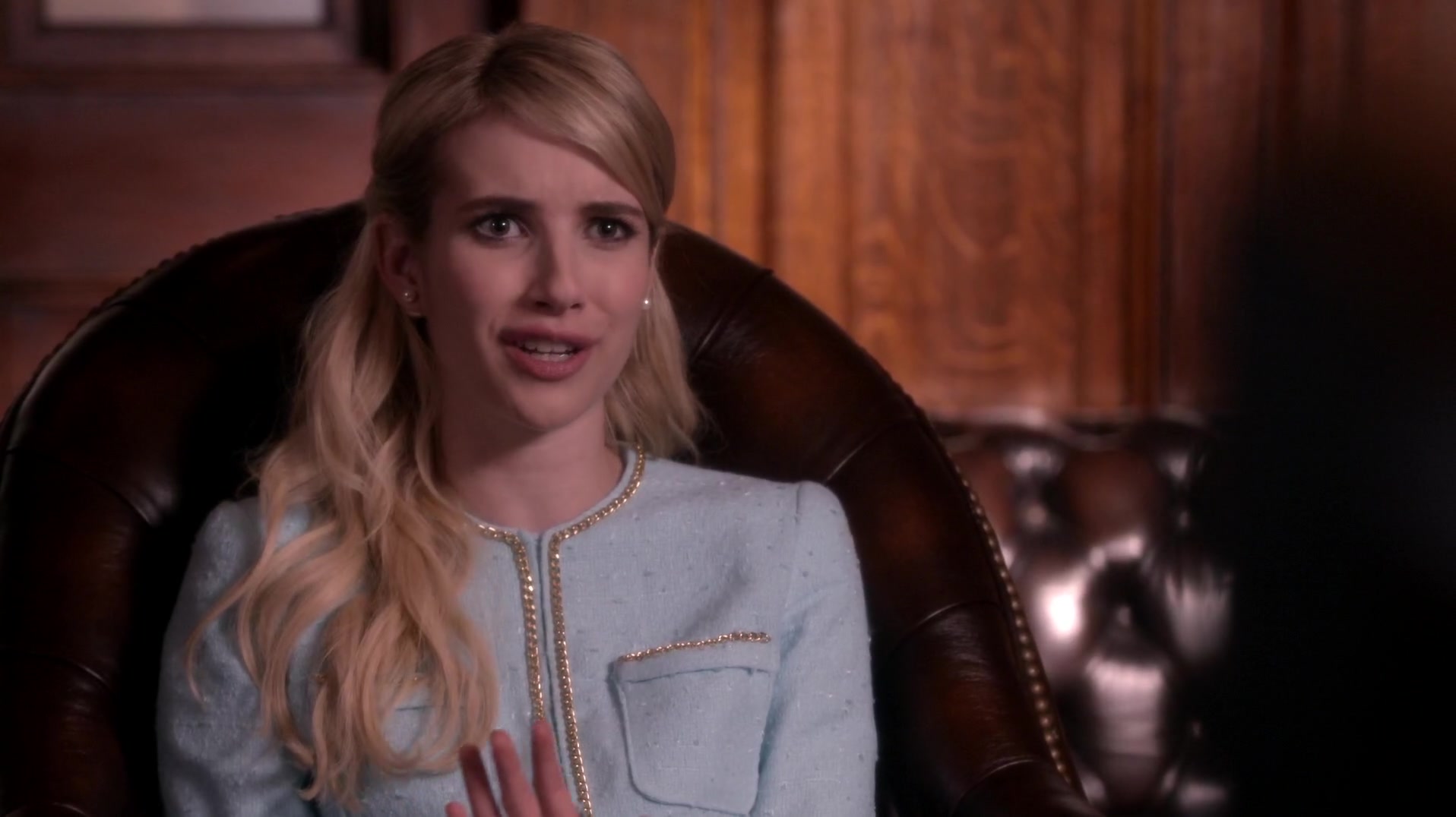 Scream_Queens_2015_S01E01E02_Pilot-Hell_Week_1080p_WEB-DL_DD5_1_H_264-NTb_00917.jpg