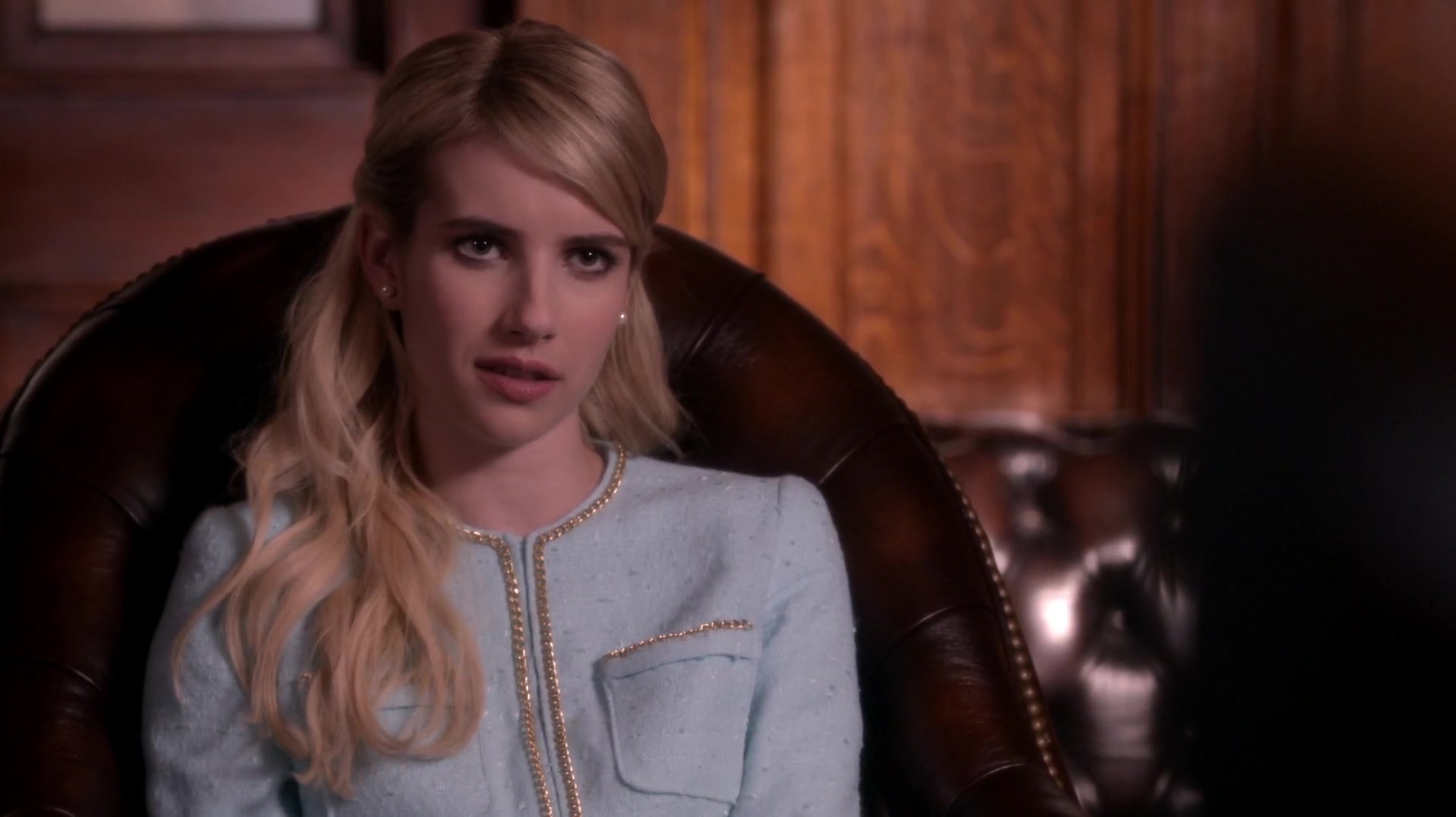 Scream_Queens_2015_S01E01E02_Pilot-Hell_Week_1080p_WEB-DL_DD5_1_H_264-NTb_00920.jpg