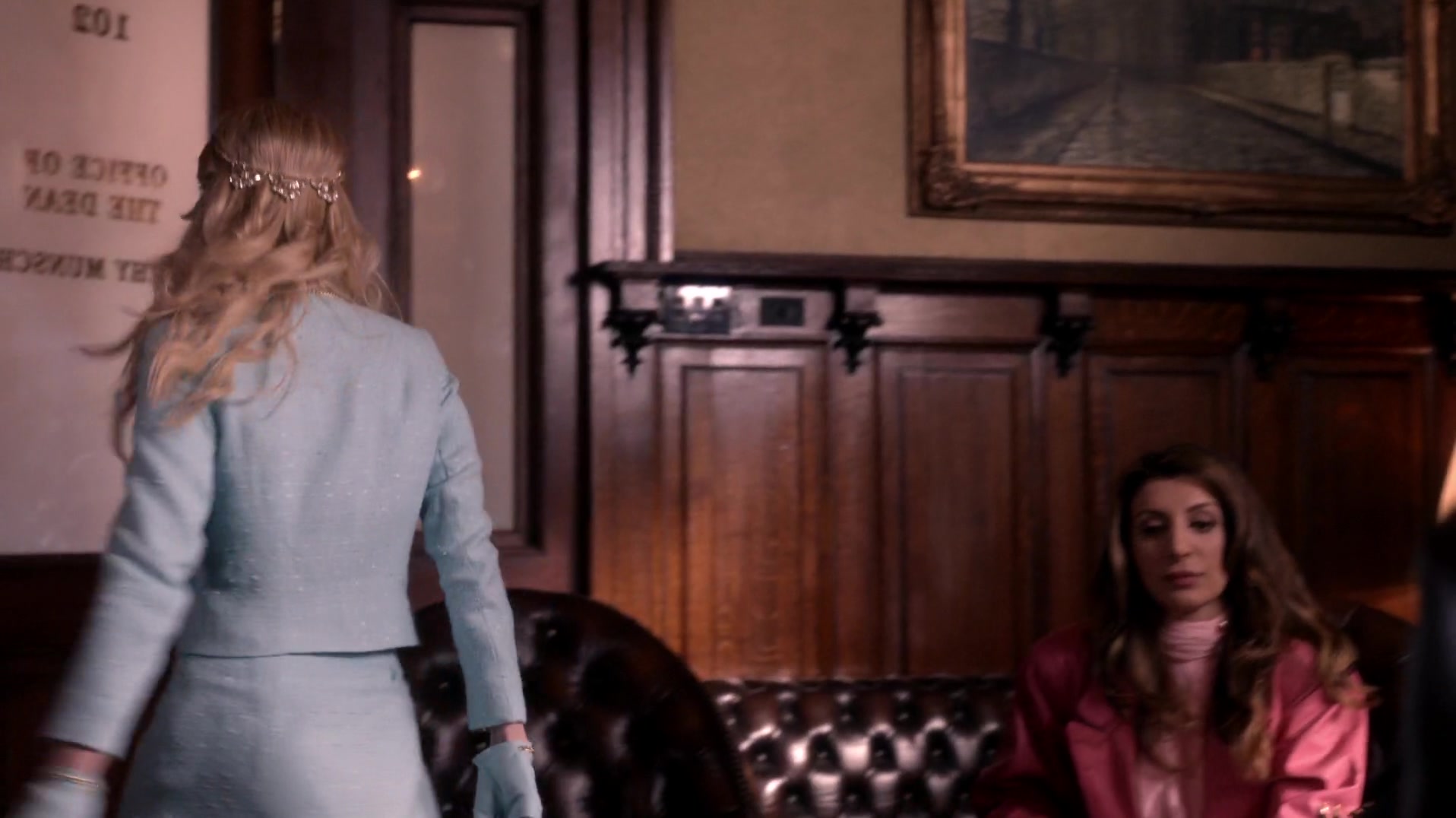 Scream_Queens_2015_S01E01E02_Pilot-Hell_Week_1080p_WEB-DL_DD5_1_H_264-NTb_01479.jpg