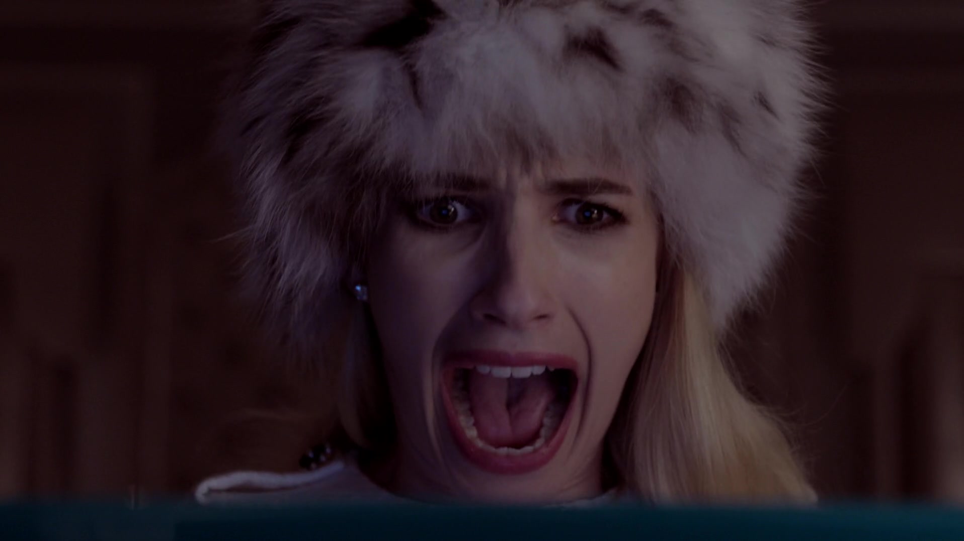 Scream_Queens_2015_S01E01E02_Pilot-Hell_Week_1080p_WEB-DL_DD5_1_H_264-NTb_02815.jpg