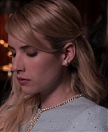 Scream_Queens_2015_S01E01E02_Pilot-Hell_Week_1080p_WEB-DL_DD5_1_H_264-NTb_01424.jpg
