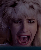 Scream_Queens_2015_S01E01E02_Pilot-Hell_Week_1080p_WEB-DL_DD5_1_H_264-NTb_02816.jpg