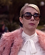 Scream_Queens_2015_S01E01E02_Pilot-Hell_Week_1080p_WEB-DL_DD5_1_H_264-NTb_02917.jpg