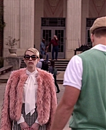 Scream_Queens_2015_S01E01E02_Pilot-Hell_Week_1080p_WEB-DL_DD5_1_H_264-NTb_02931.jpg