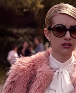 Scream_Queens_2015_S01E01E02_Pilot-Hell_Week_1080p_WEB-DL_DD5_1_H_264-NTb_02989.jpg