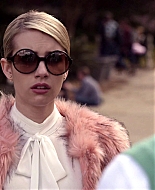 Scream_Queens_2015_S01E01E02_Pilot-Hell_Week_1080p_WEB-DL_DD5_1_H_264-NTb_03062.jpg