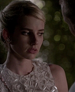 Scream_Queens_2015_S01E03_Chainsaw_1080p__1103.jpg