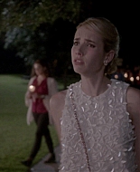 Scream_Queens_2015_S01E03_Chainsaw_1080p__1129.jpg
