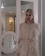 Scream_Queens_2015_S01E03_Chainsaw_1080p__2820.jpg