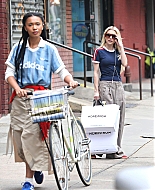 iheartemmaroberts_filmingcommercial_AdidasxNordstrom_28529.jpg