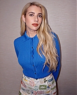 iheartemmaroberts_longchampxjeremyscott_socials_28129.jpg