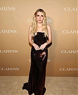 iheartemmaroberts_clarinslightscelebrationevent_28129.jpg