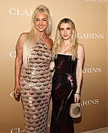 iheartemmaroberts_clarinslightscelebrationevent_28329.jpg