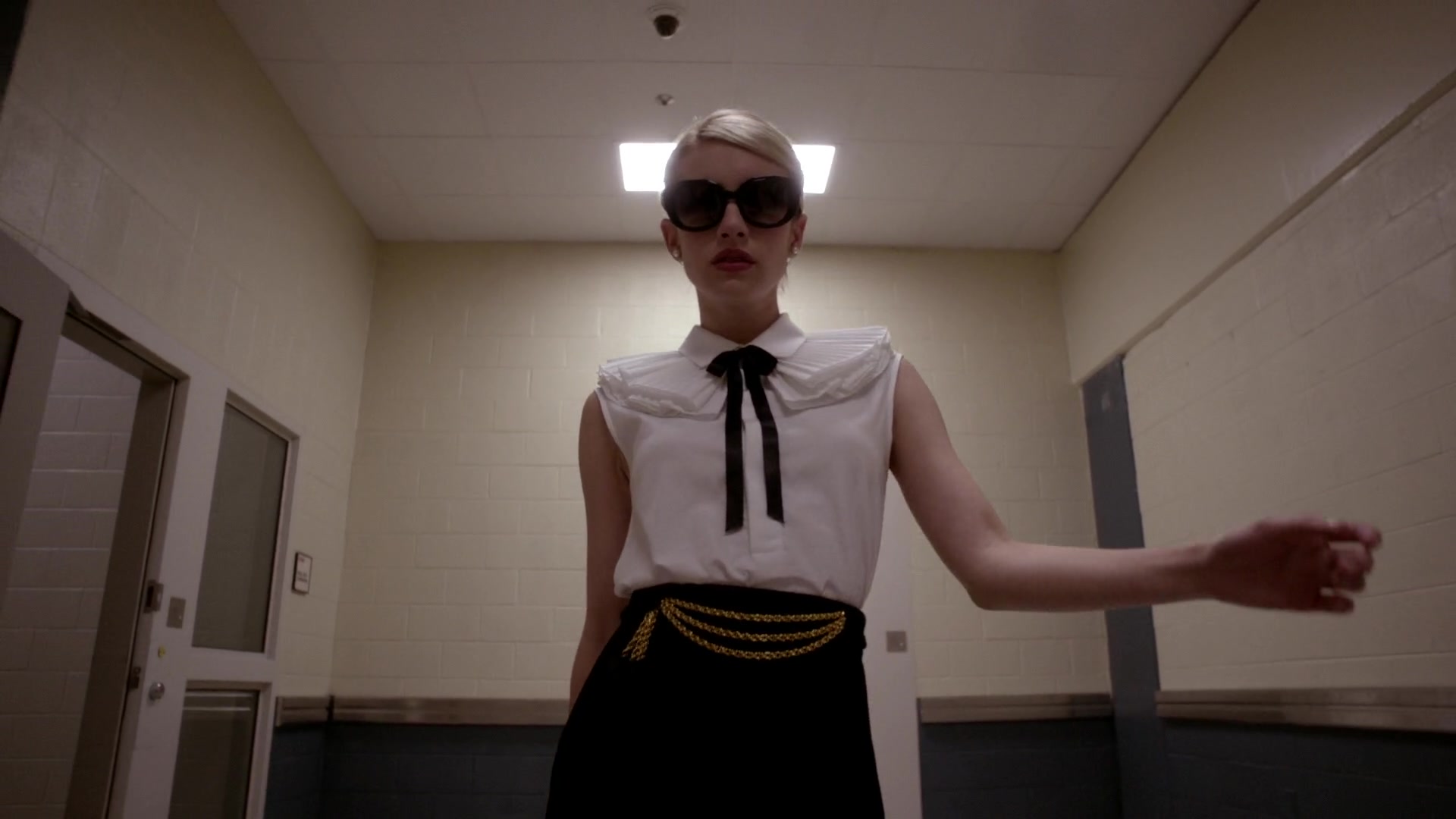 Scream_Queens_2015_S01E05_Pumpkin_Patch_1080p_2985.jpg Scream_Queens_2015_S01E05_Pumpkin_Patch_1080p_2985.jpg