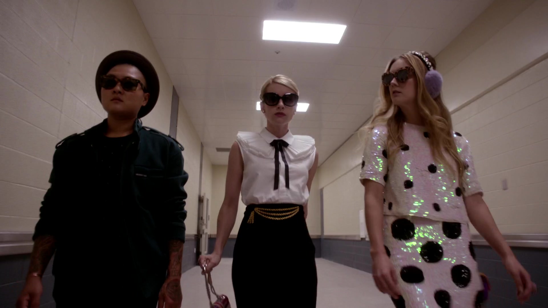 Scream_Queens_2015_S01E05_Pumpkin_Patch_1080p_2999.jpg