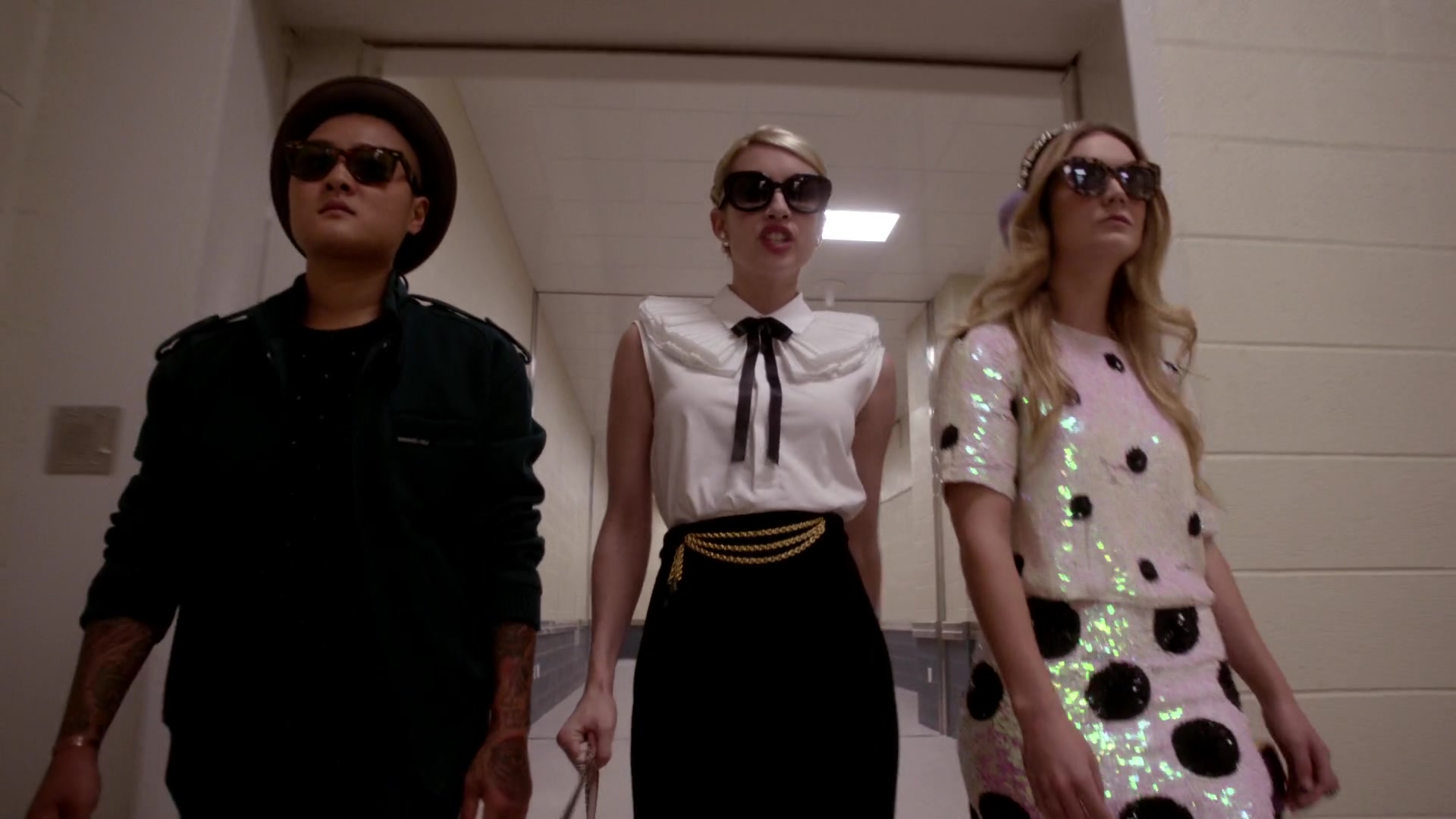 Scream_Queens_2015_S01E05_Pumpkin_Patch_1080p_3015.jpg