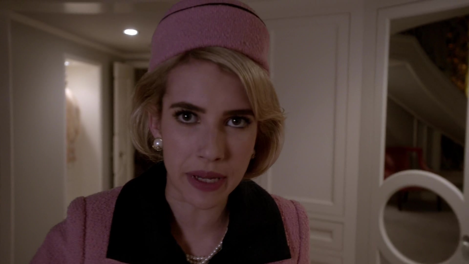 Scream_Queens_2015_S01E05_Pumpkin_Patch_1080p_3517.jpg Scream_Queens_2015_S01E05_Pumpkin_Patch_1080p_3517.jpg