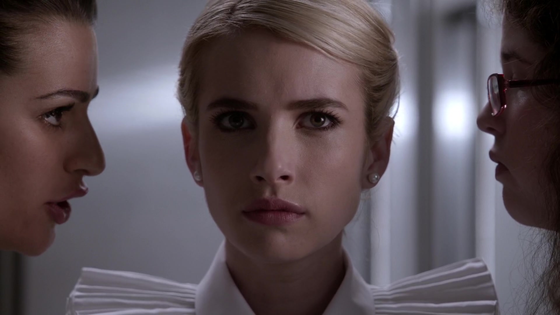 Scream_Queens_2015_S01E05_Pumpkin_Patch_1080p_3548.jpg Scream_Queens_2015_S01E05_Pumpkin_Patch_1080p_3548.jpg