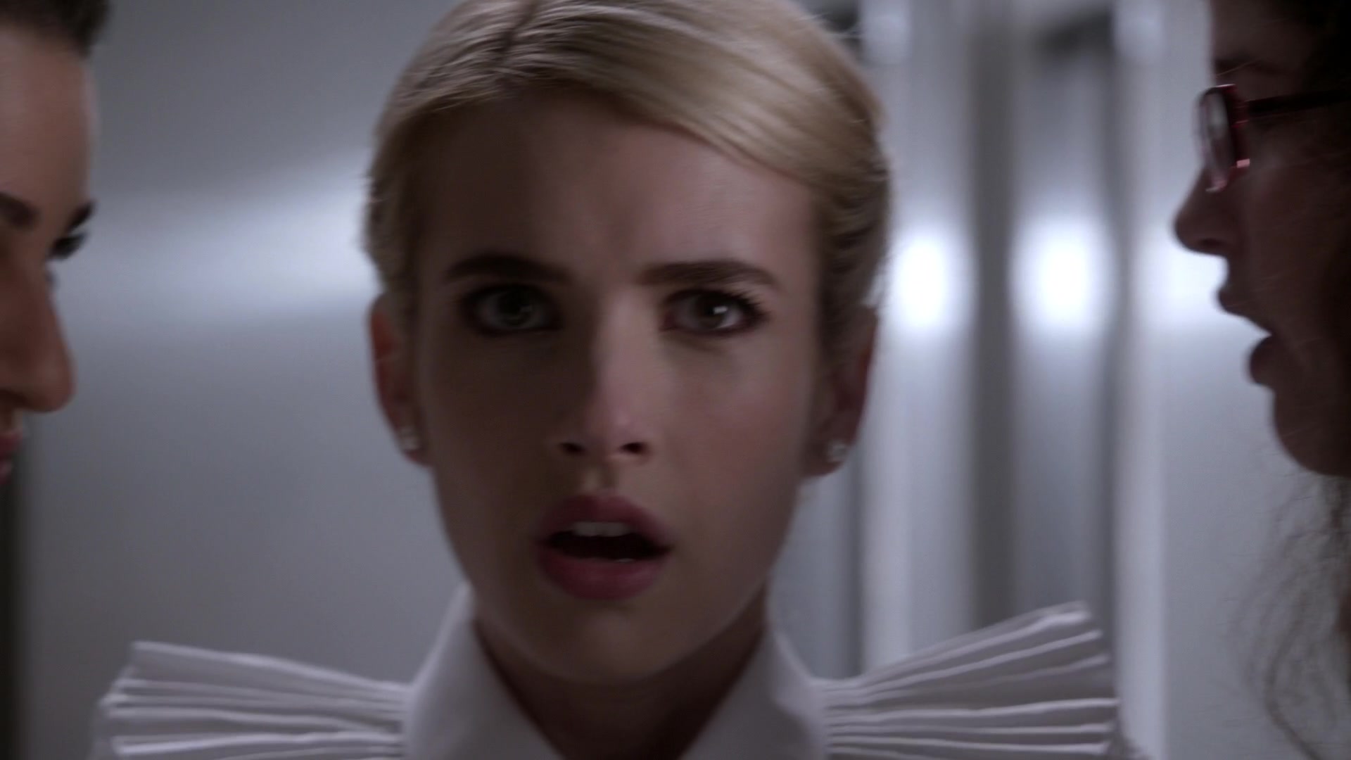 Scream_Queens_2015_S01E05_Pumpkin_Patch_1080p_3571.jpg Scream_Queens_2015_S01E05_Pumpkin_Patch_1080p_3571.jpg