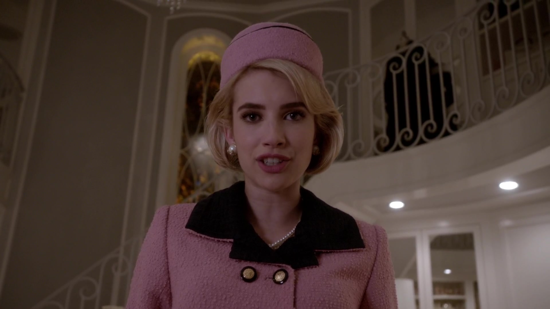 Scream_Queens_2015_S01E05_Pumpkin_Patch_1080p_3658.jpg