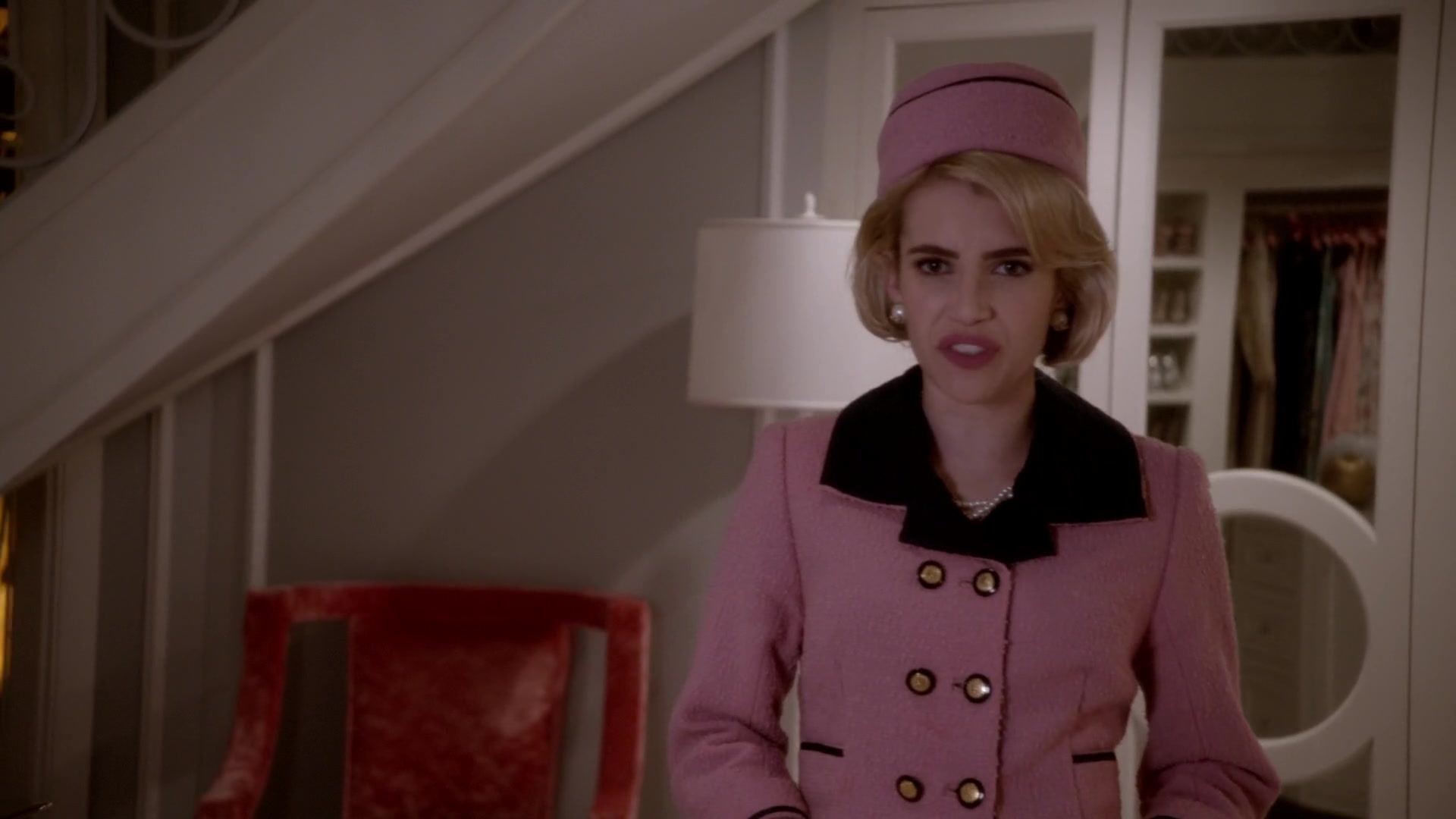 Scream_Queens_2015_S01E05_Pumpkin_Patch_1080p_3695.jpg