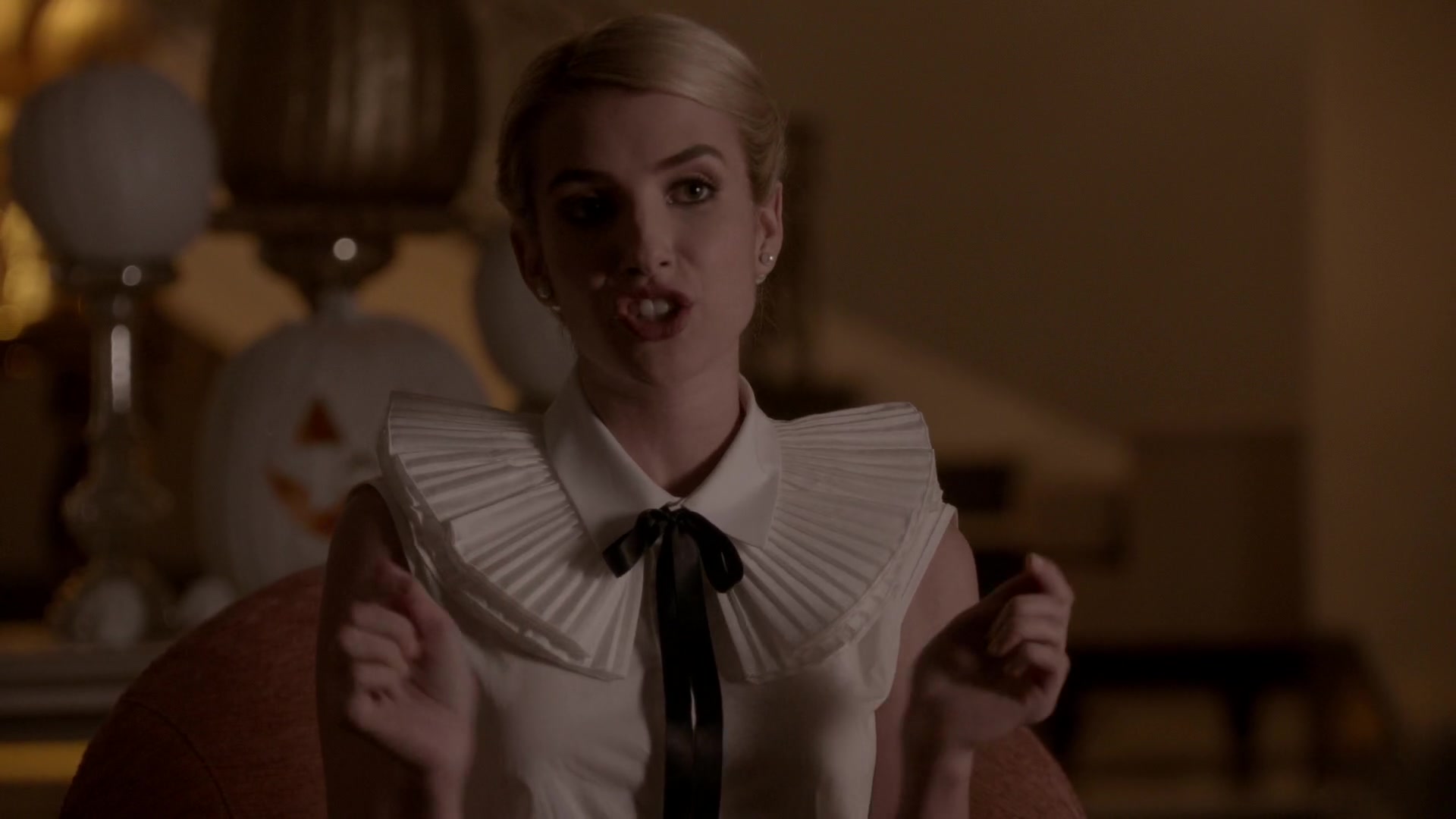 Scream_Queens_2015_S01E05_Pumpkin_Patch_1080p_5549.jpg Scream_Queens_2015_S01E05_Pumpkin_Patch_1080p_5549.jpg