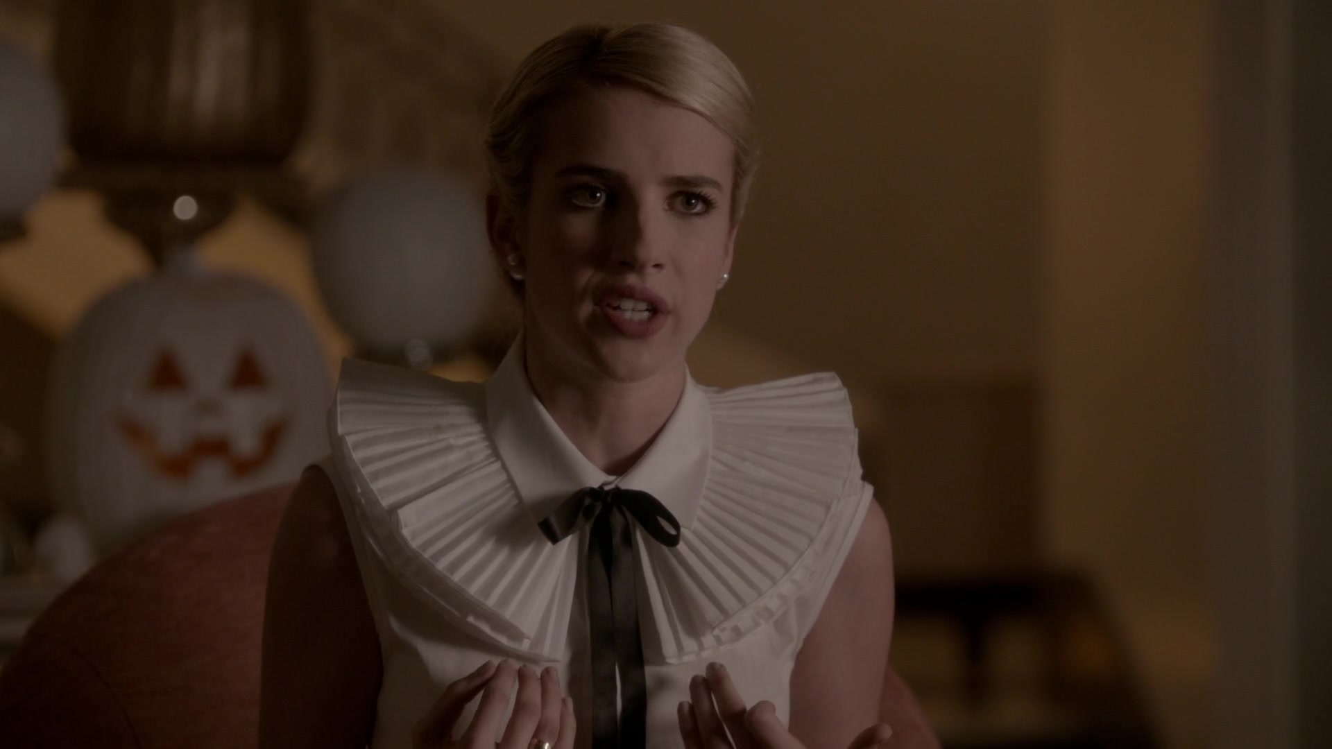 Scream_Queens_2015_S01E05_Pumpkin_Patch_1080p_5607.jpg Scream_Queens_2015_S01E05_Pumpkin_Patch_1080p_5607.jpg