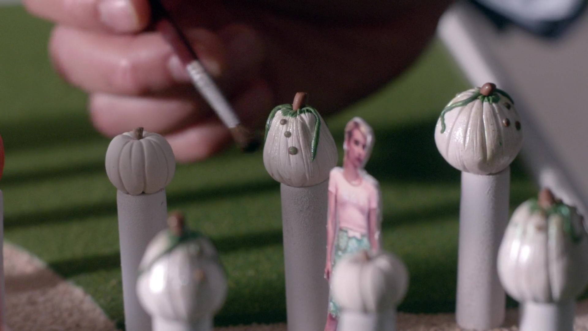 Scream_Queens_2015_S01E05_Pumpkin_Patch_1080p__0084.jpg Scream_Queens_2015_S01E05_Pumpkin_Patch_1080p__0084.jpg