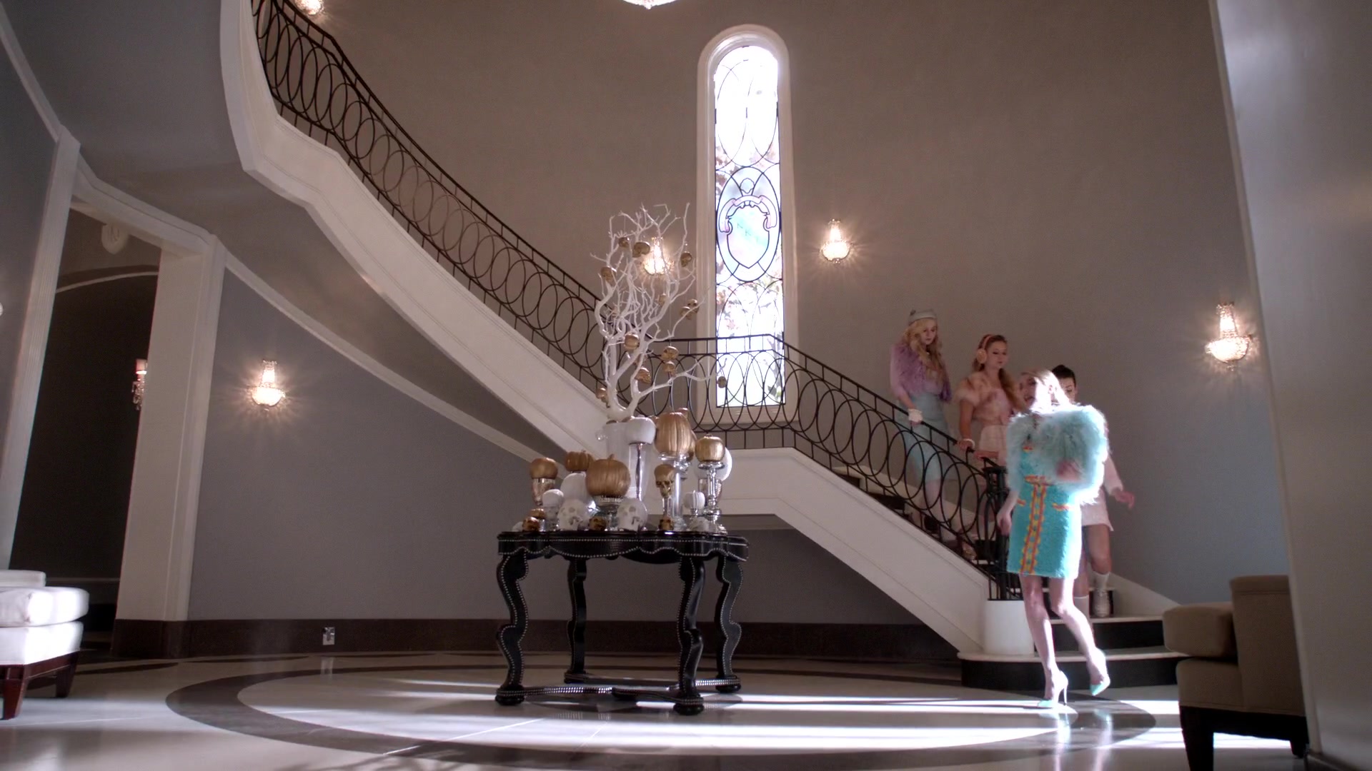 Scream_Queens_2015_S01E05_Pumpkin_Patch_1080p__0103.jpg Scream_Queens_2015_S01E05_Pumpkin_Patch_1080p__0103.jpg