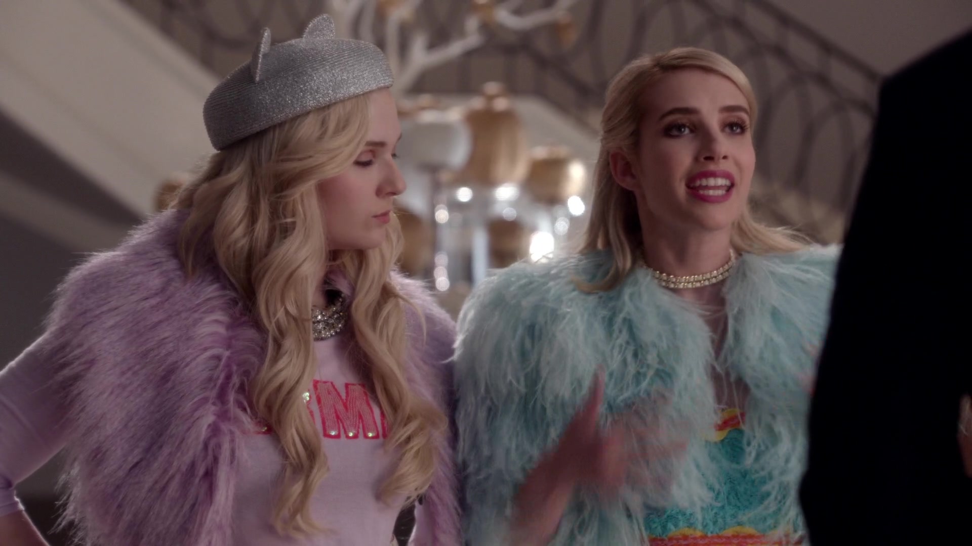 Scream_Queens_2015_S01E05_Pumpkin_Patch_1080p__0185.jpg Scream_Queens_2015_S01E05_Pumpkin_Patch_1080p__0185.jpg