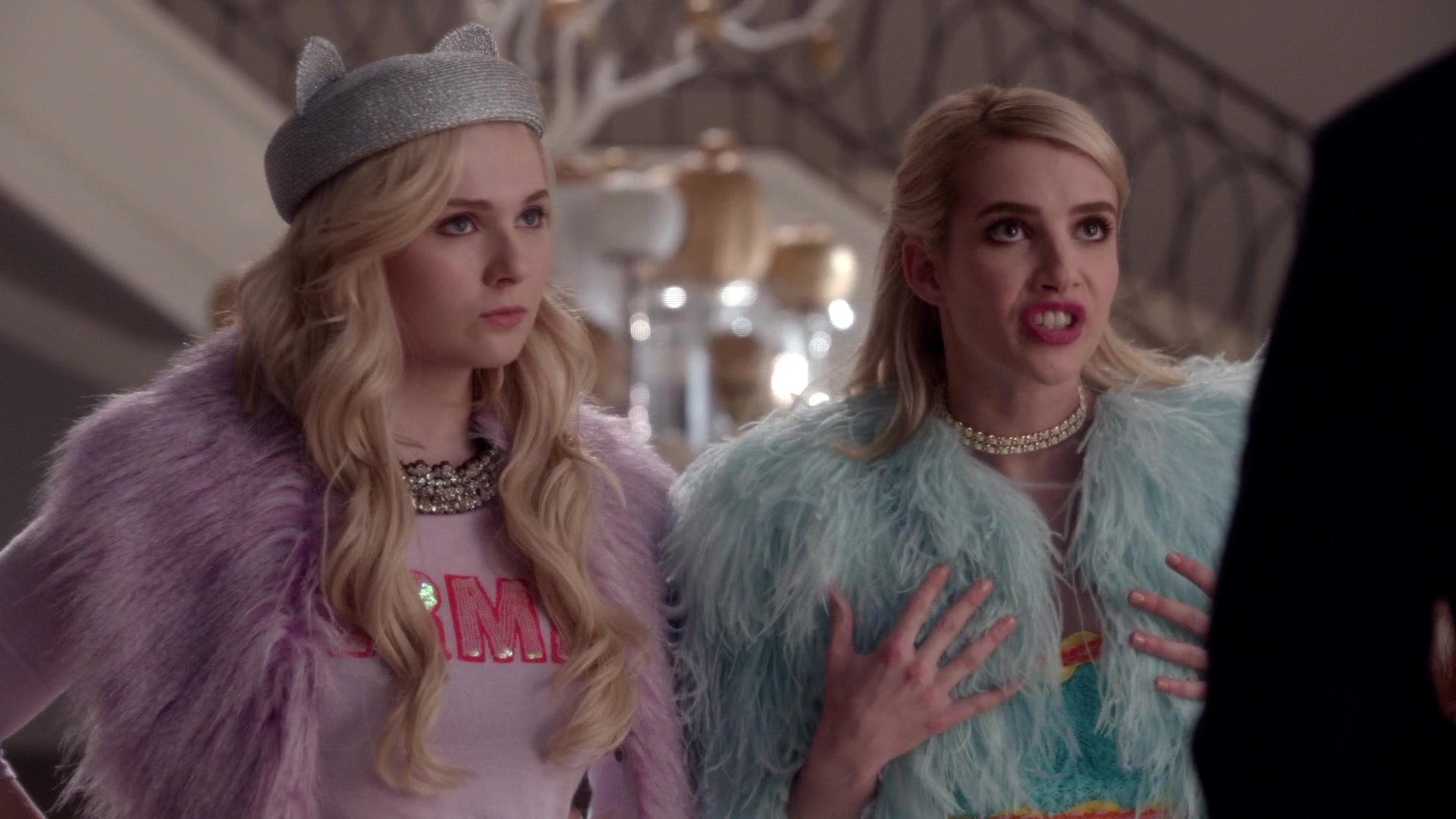 Scream_Queens_2015_S01E05_Pumpkin_Patch_1080p__0187.jpg