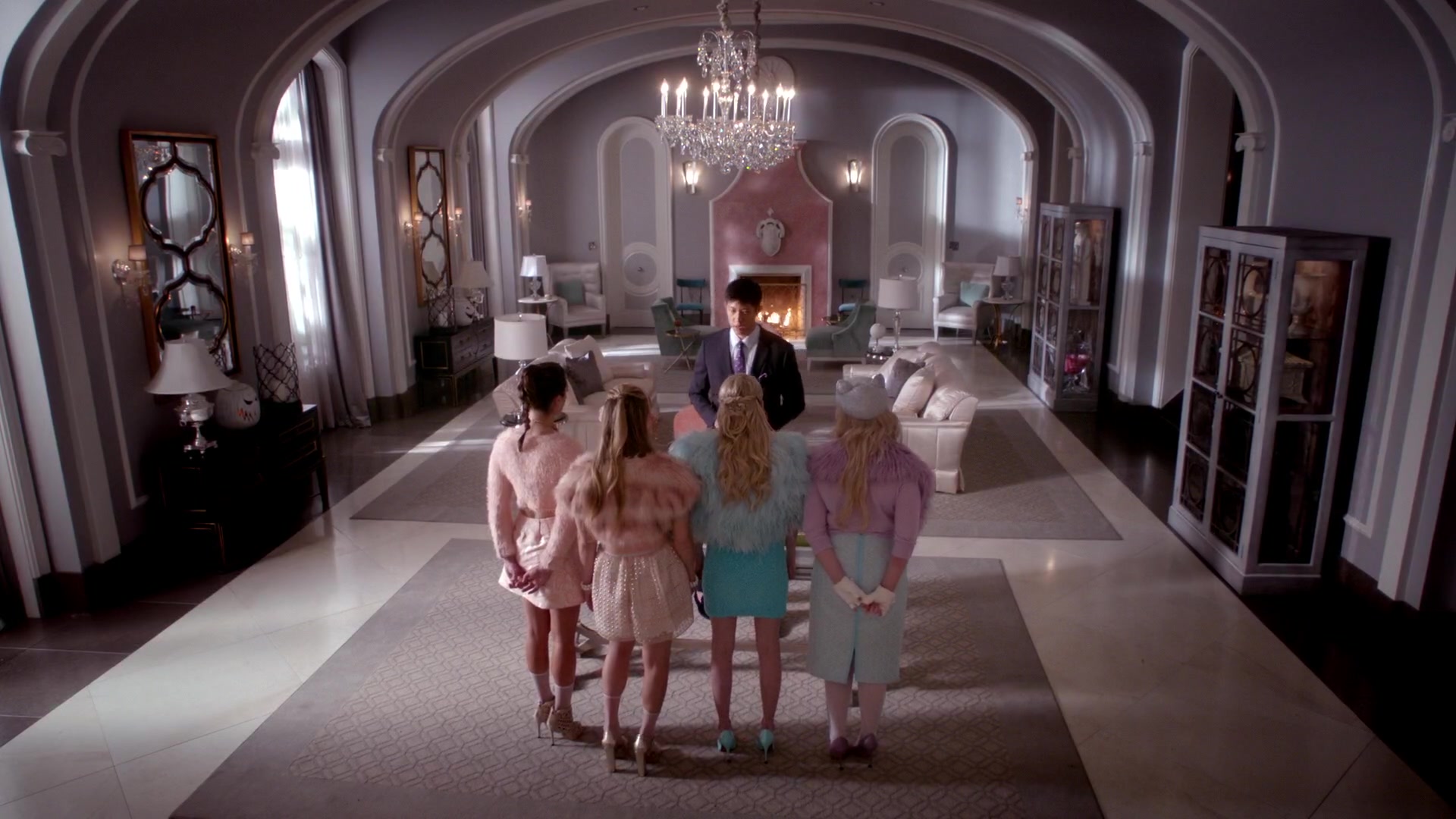 Scream_Queens_2015_S01E05_Pumpkin_Patch_1080p__0208.jpg