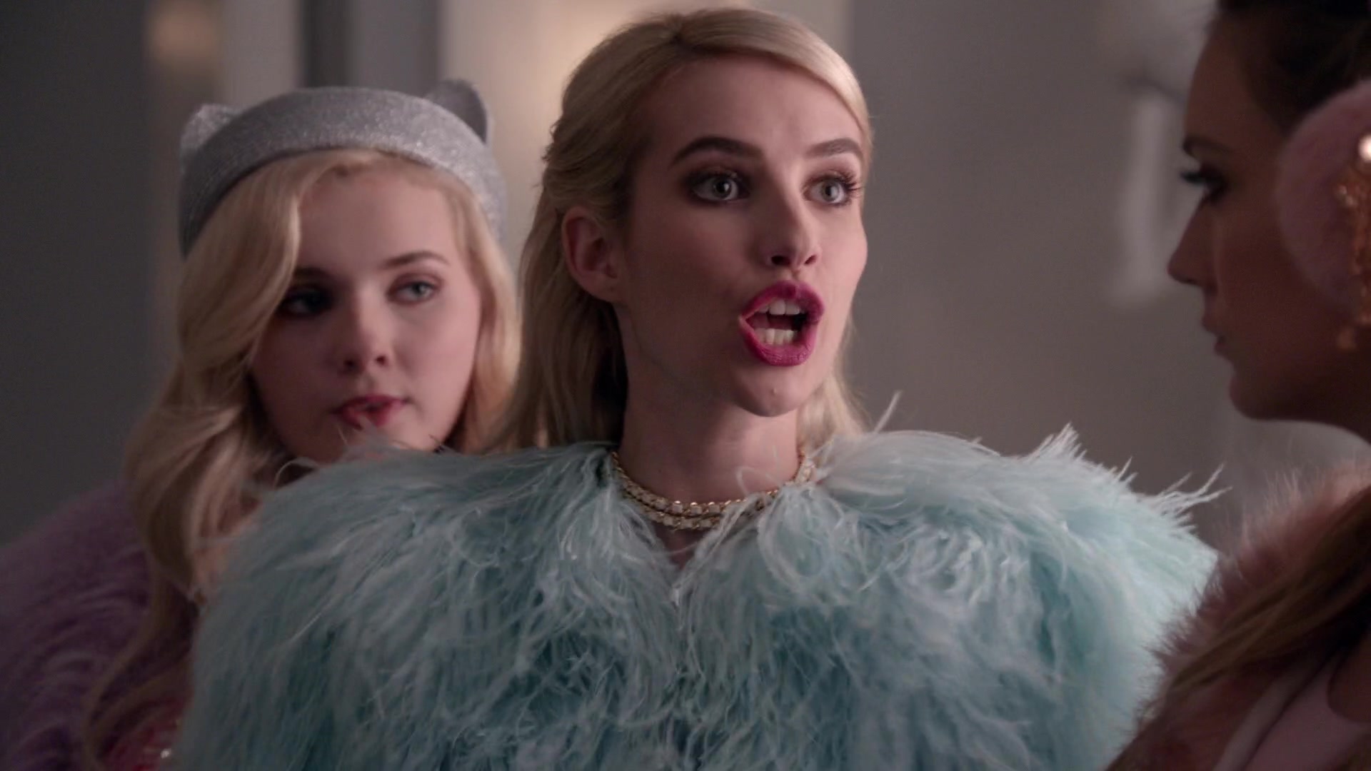 Scream_Queens_2015_S01E05_Pumpkin_Patch_1080p__0219.jpg