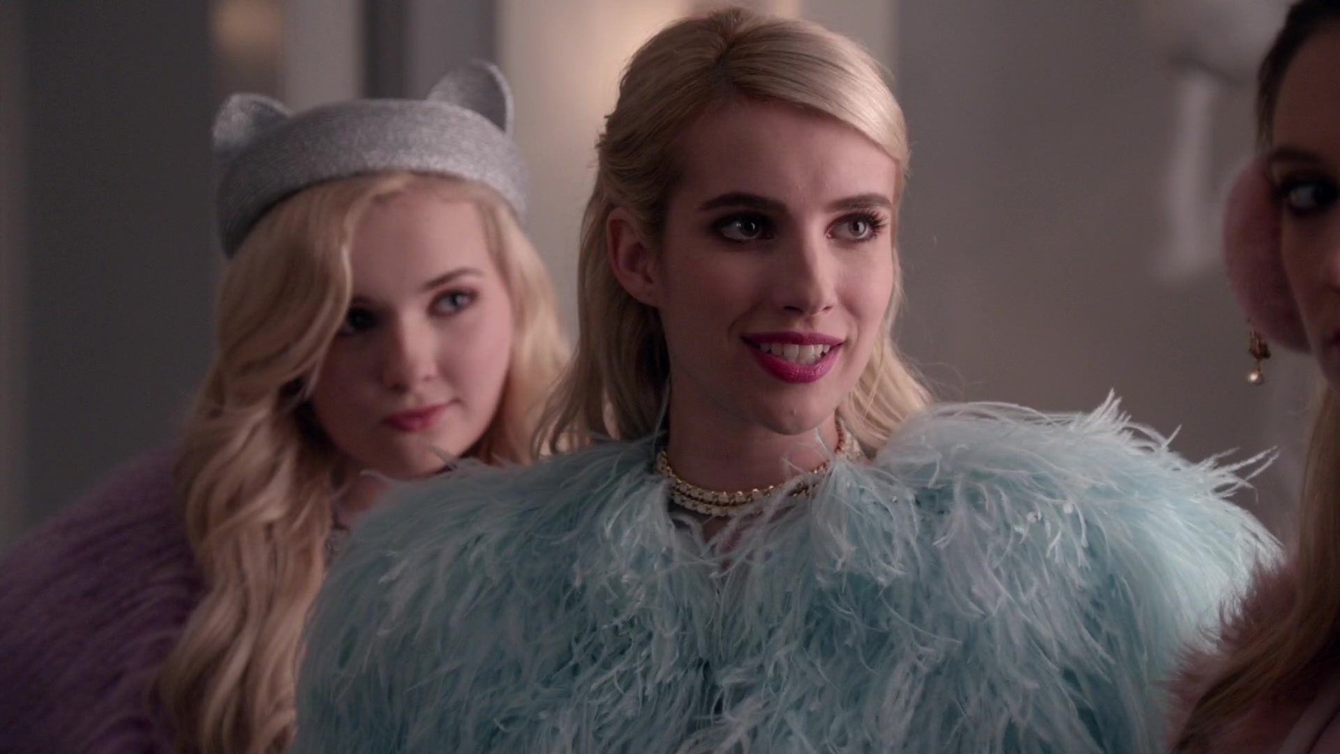 Scream_Queens_2015_S01E05_Pumpkin_Patch_1080p__0229.jpg