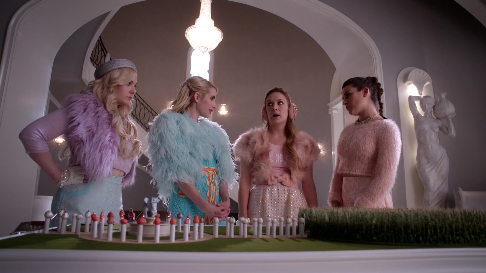 Scream_Queens_2015_S01E05_Pumpkin_Patch_1080p__0241.jpg Scream_Queens_2015_S01E05_Pumpkin_Patch_1080p__0241.jpg