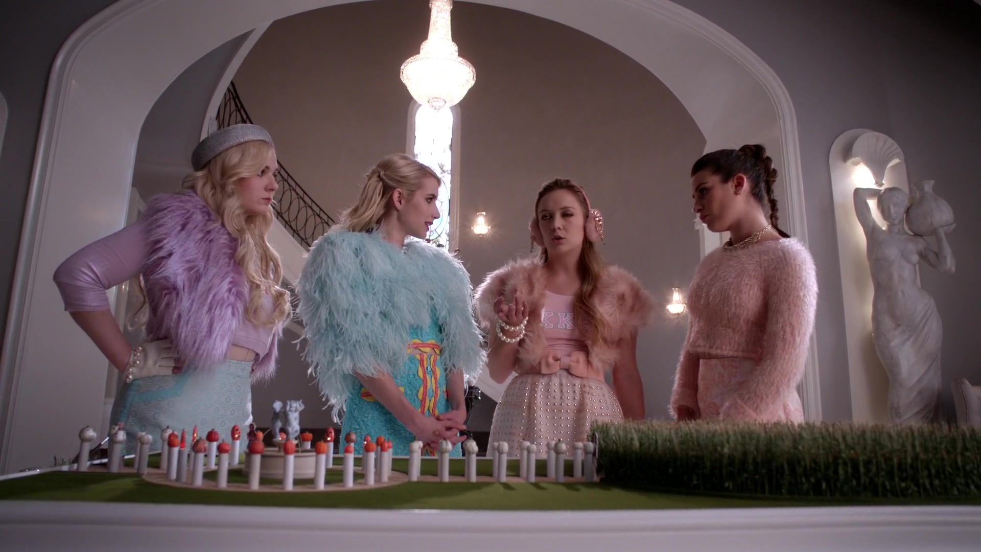 Scream_Queens_2015_S01E05_Pumpkin_Patch_1080p__0247.jpg Scream_Queens_2015_S01E05_Pumpkin_Patch_1080p__0247.jpg