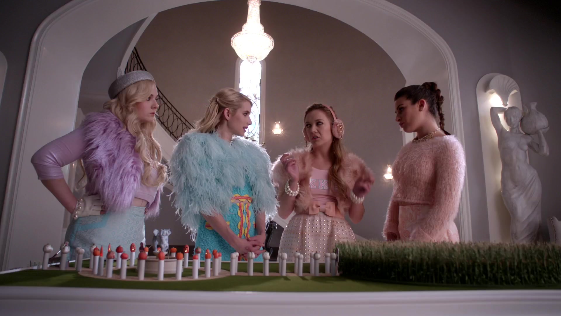 Scream_Queens_2015_S01E05_Pumpkin_Patch_1080p__0248.jpg