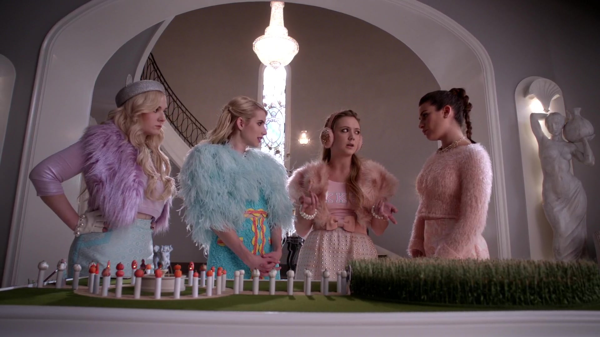 Scream_Queens_2015_S01E05_Pumpkin_Patch_1080p__0251.jpg