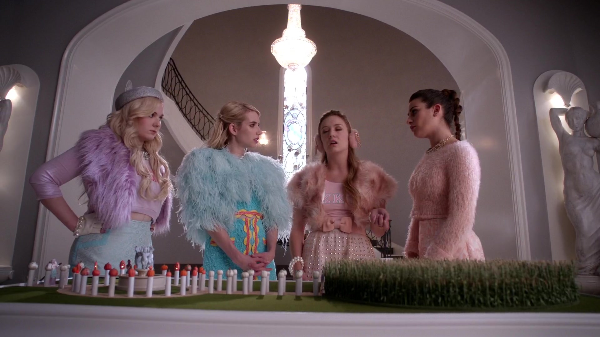 Scream_Queens_2015_S01E05_Pumpkin_Patch_1080p__0259.jpg