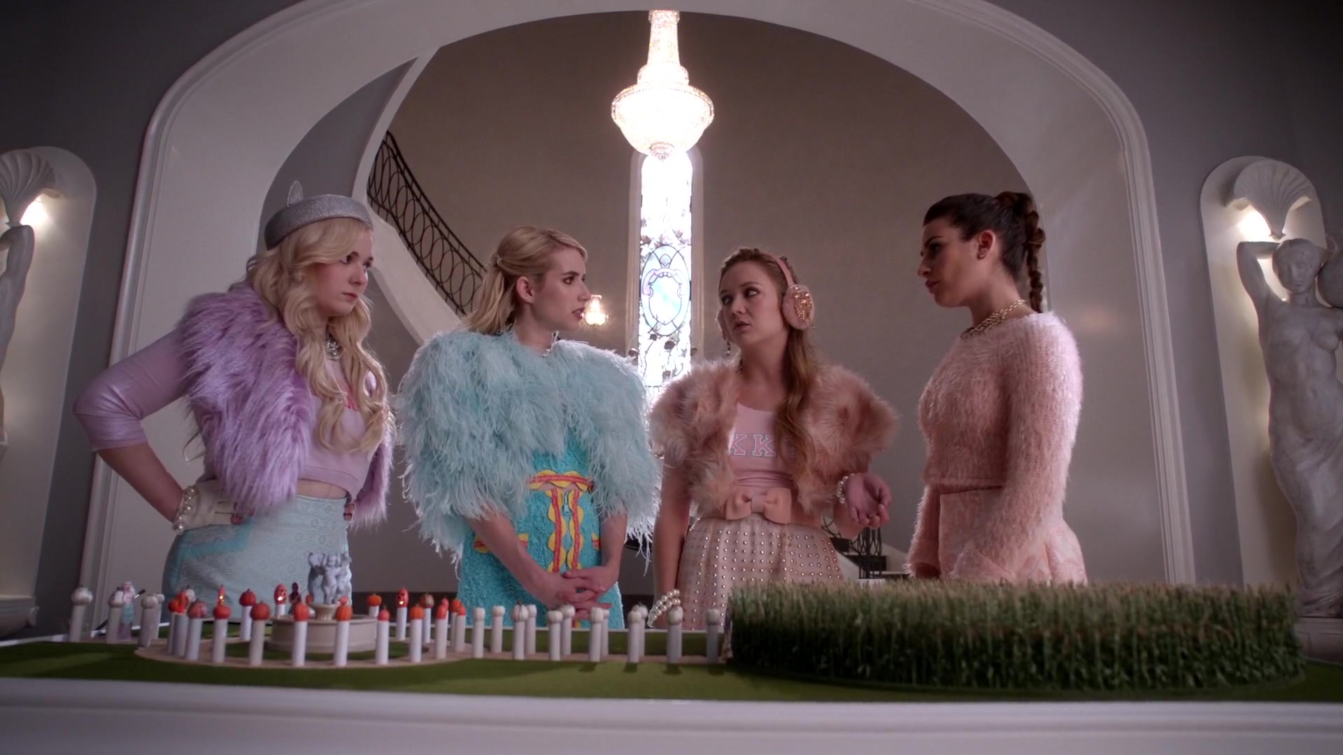 Scream_Queens_2015_S01E05_Pumpkin_Patch_1080p__0261.jpg