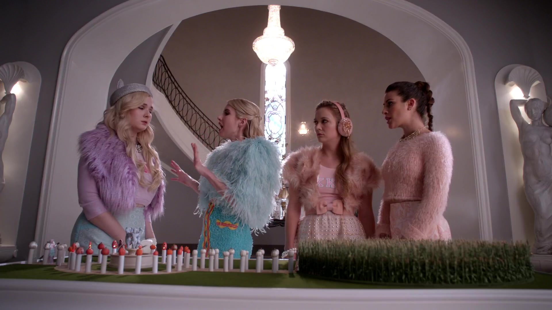 Scream_Queens_2015_S01E05_Pumpkin_Patch_1080p__0292.jpg