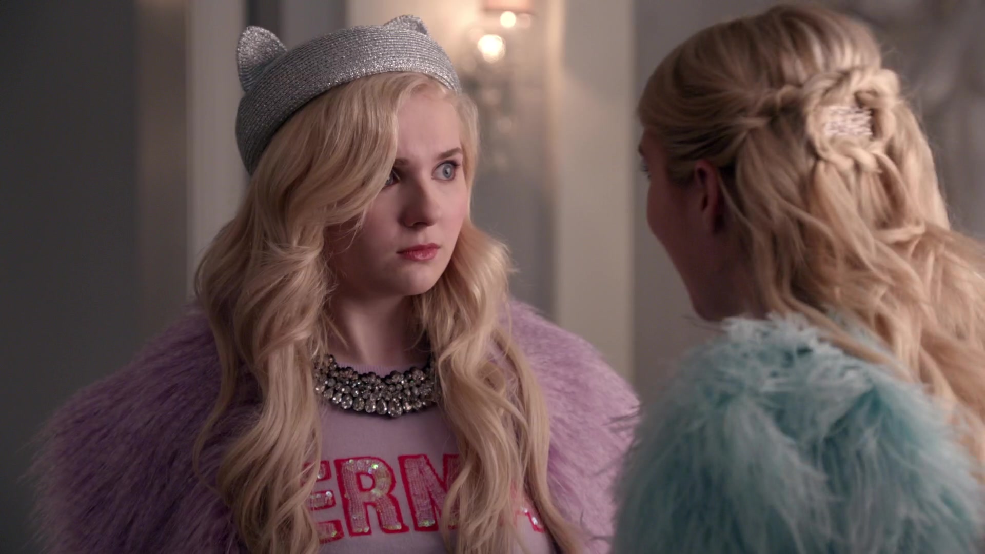 Scream_Queens_2015_S01E05_Pumpkin_Patch_1080p__0329.jpg Scream_Queens_2015_S01E05_Pumpkin_Patch_1080p__0329.jpg