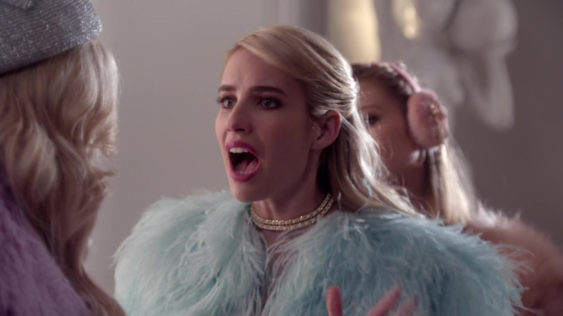 Scream_Queens_2015_S01E05_Pumpkin_Patch_1080p__0333.jpg